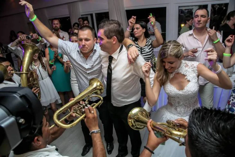 Trubači Boleč - Muzika za svadbe i proslave Trubači Boleč - muzika za svadbe i proslave